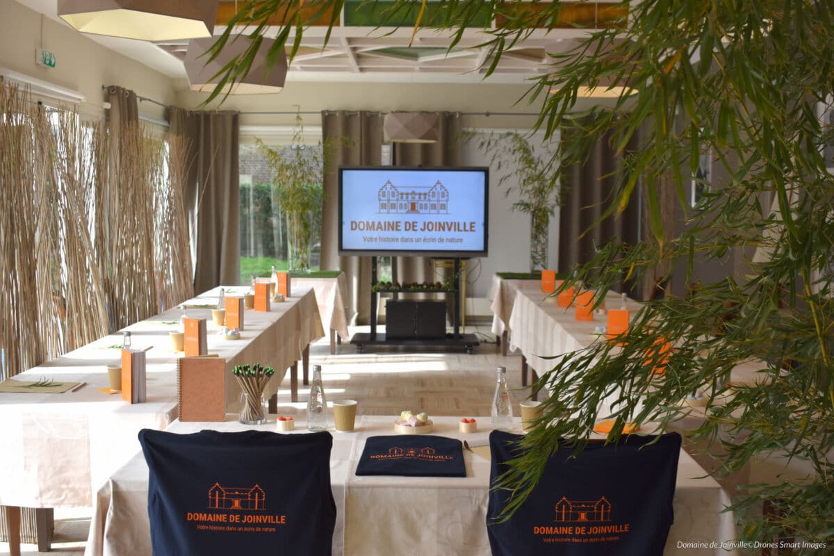 Business camping strategic retreat room